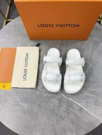 Picture of Louis Vuitton Slippers _SKULVsz35-45jyh07021177